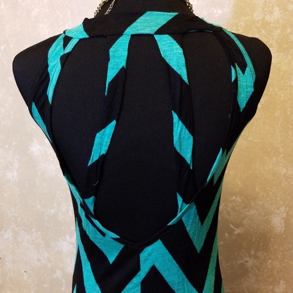 Chevron high low dress size M♡ - Picture 5 of 5